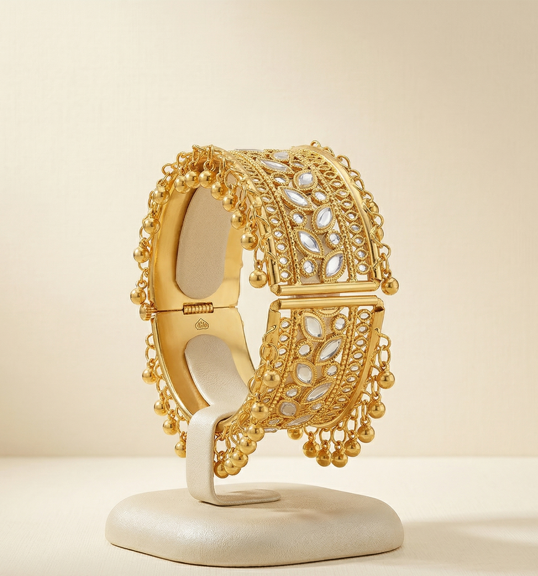 BANGLES