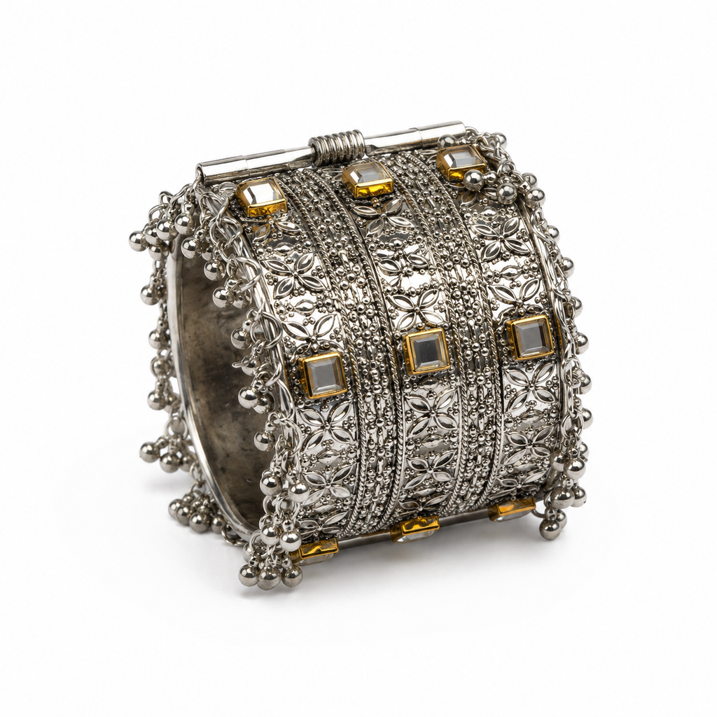 Noor Gold Mirror Oxidised Cuff