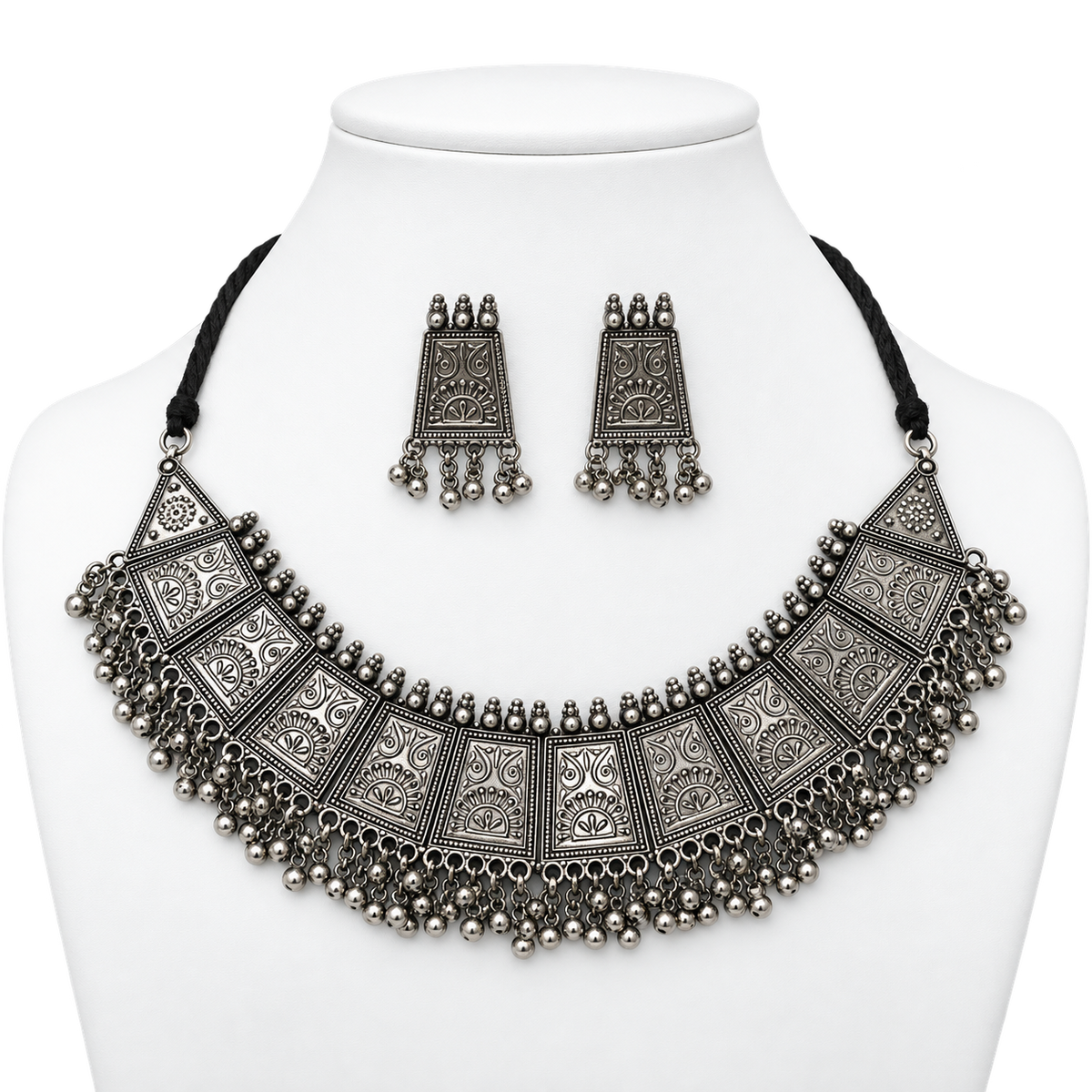 Prachin Antique Choker & Earrings Set