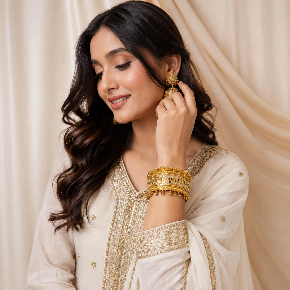 Sitara Gold Mirror Bangle